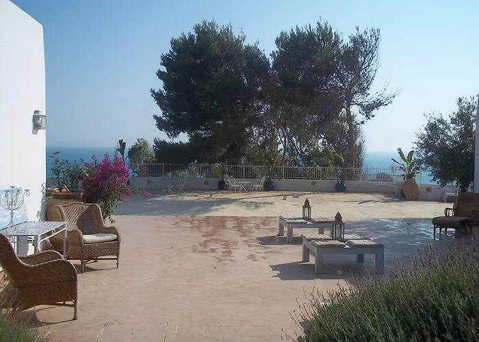 Nyaraló Mare Di Montelusa *